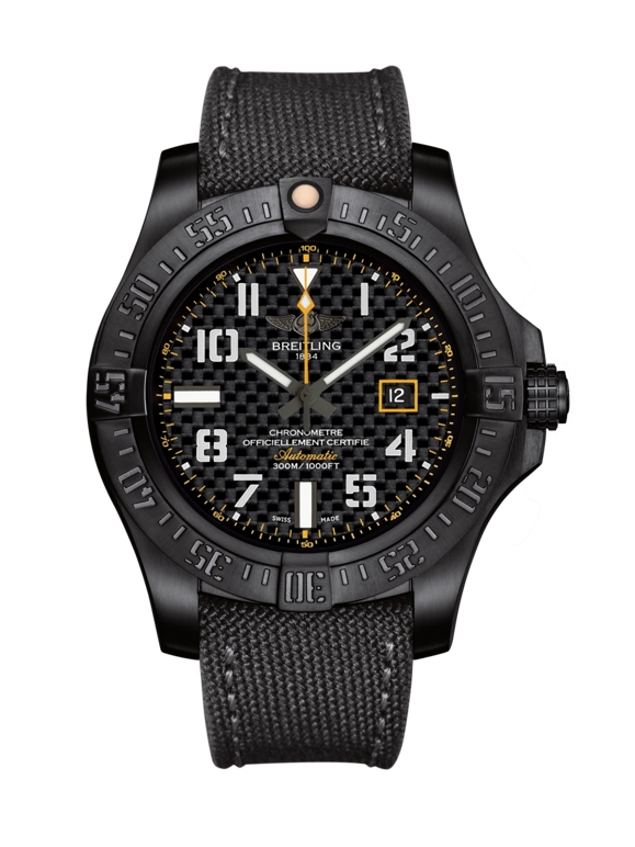 Breitling avenger blackbird discount carbon fiber dial