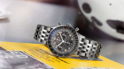 Breitling PB02302A1B1A : Navitimer B02 Chronograph 41 Cosmonaute Stainless Steel - Platinum / Japan