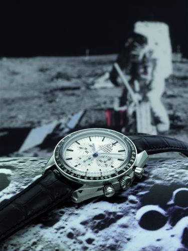 Omega 3692.30.31 : Speedmaster Professional Moonwatch Apollo XI 25th White Gold