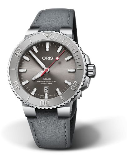 Oris 01 733 7730 4153-07 5 24 11EB : Aquis Date 43.5 Relief Stainless Steel / Grey / Leather