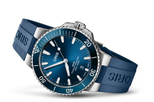 Oris 01 733 7787 4135-07 4 22 35FC : Aquis Date 41.5 Stainless Steel / Blue / Rubber