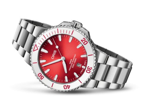 Oris 01 733 7787 4138-07 8 22 04PEB : Aquis Date 43.5 Taste of Summer Watermelon Red