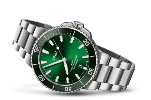 Oris 01 733 7787 4157-07 8 22 04PEB : Aquis Date 43.5 Stainless Steel / Green / Bracelet