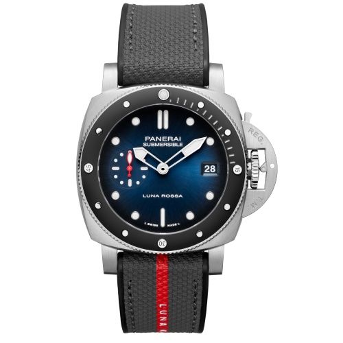 Panerai PAM01565 : Luminor Submersible 42 3 Days Automatic Luna Rossa