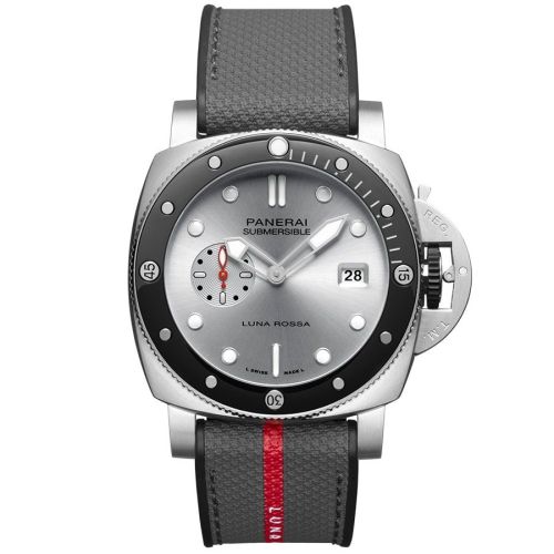 Panerai PAM01681 : Submersible QuarantaQuattro Luna Rossa 37th America's Cup