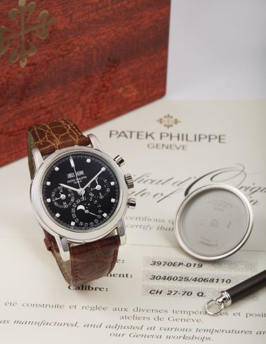 Patek Philippe 3970EP-019 : Perpetual Calendar Chronograph 3970 Platinum / Black Diamond