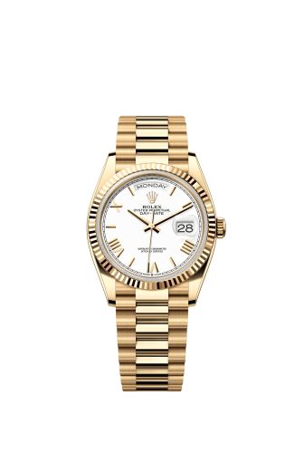 Rolex 128238-0113 : Day-Date 36 Yellow Gold - Fluted / White - Roman / President