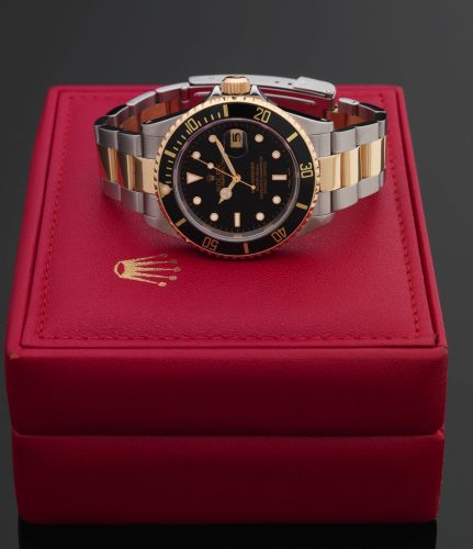 Rolex 16613 Black Superluminova : Submariner Date 16613 Black Superluminova