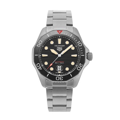 TAG Heuer WBP208D.BF0631 : Aquaracer Professional 300 43 Titanium / Black / Watches of Switzerland