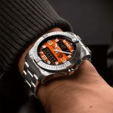 Breitling - EB70101A1O1E1